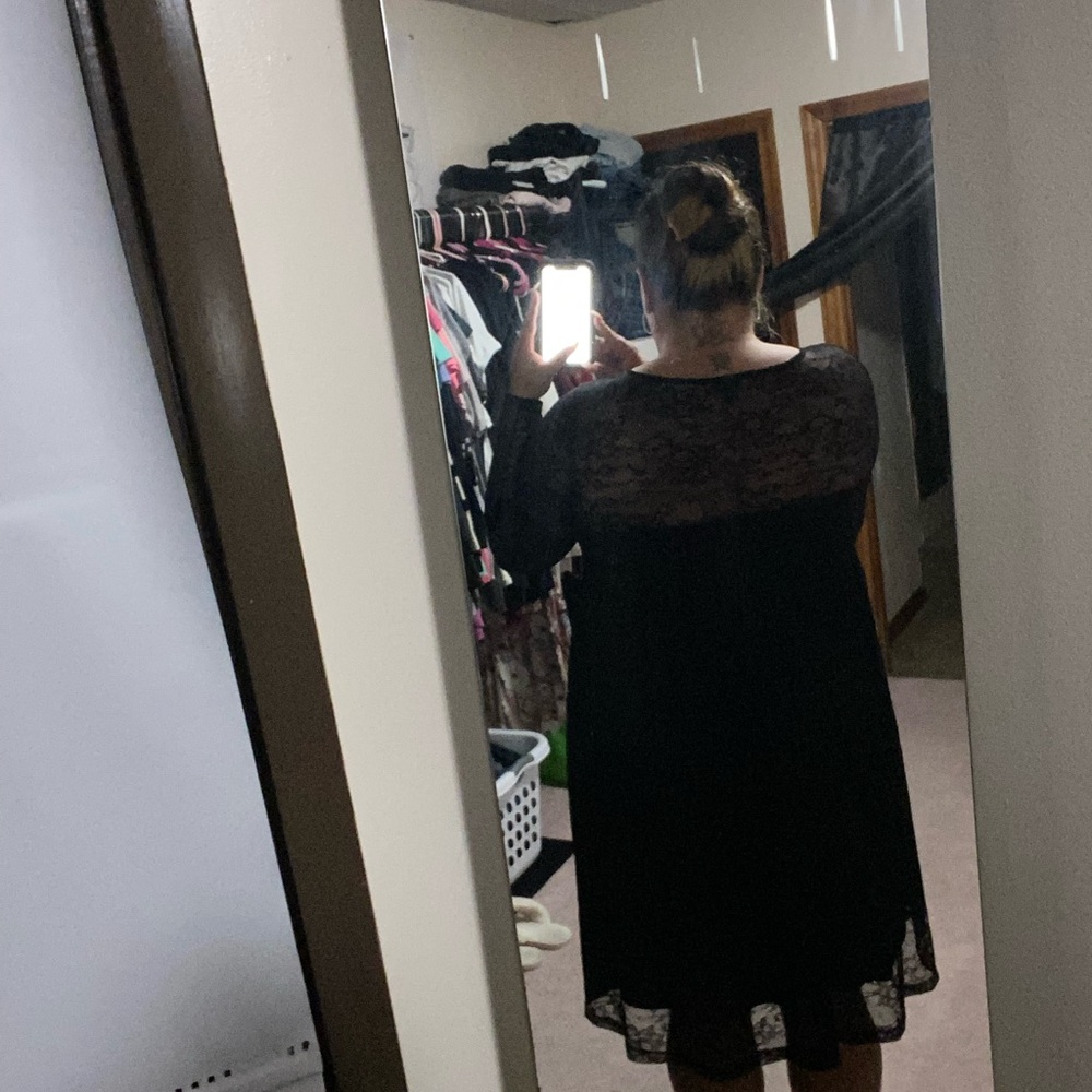 NWOT Torrid lace dress - Picture 5 of 6
